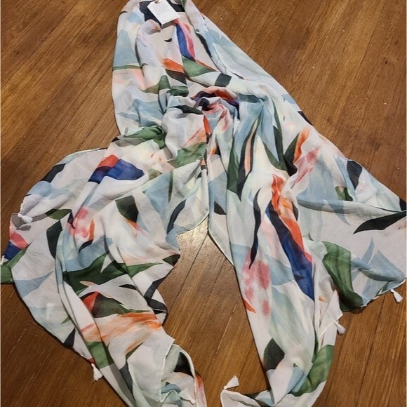 Subtle luxury pool to party multi wear sarong or swim cover up. OS - Picture 3 of 8